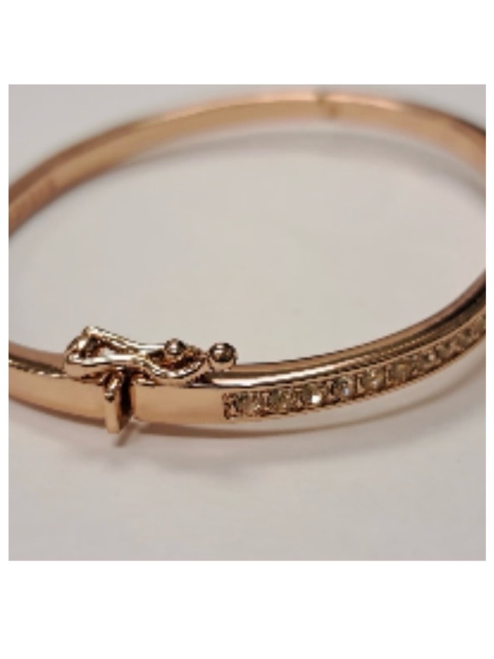 🟠NEW! GIVENCHY Round Crystal and Pave Hinged Bangle Bracelet in Rose Gold - Picture 4 of 5